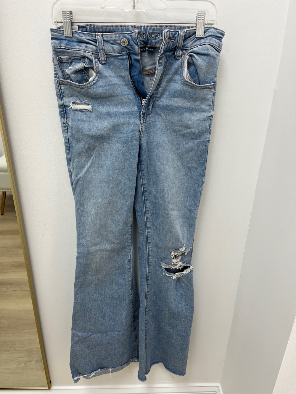 American Eagle Outfitters Light Blue Distressed Wide-Leg Jeans